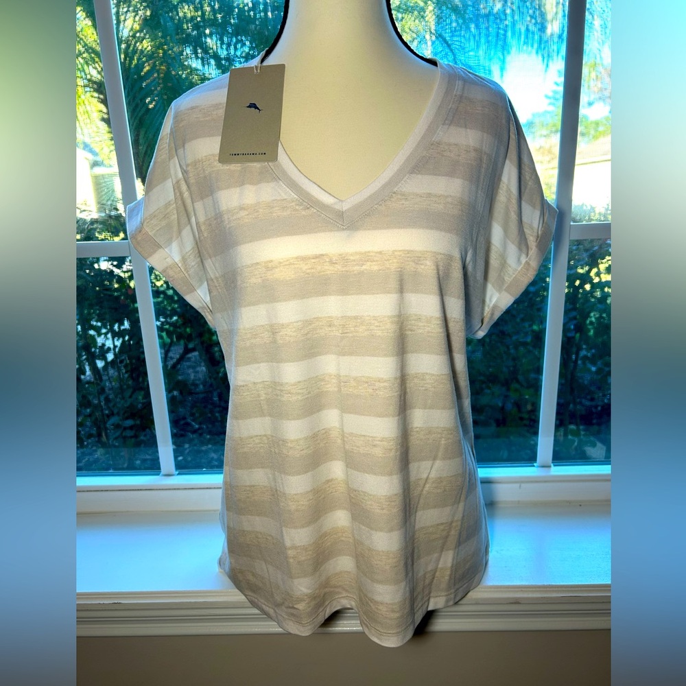NWT🌷Tommy Bahama Kauai Soft Stretch Knit Jersey V-Neck Short Sleeve T-shirt